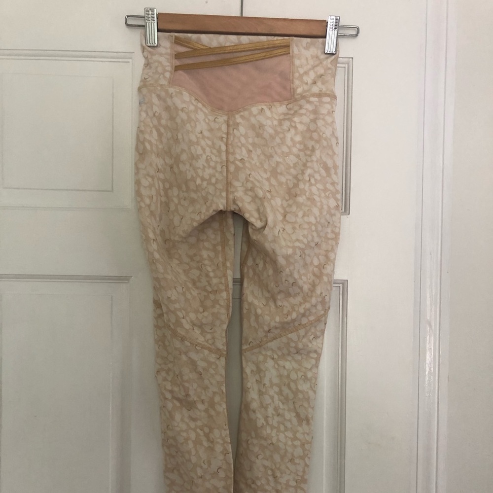 Fabletics Legging - New with Tags! - Picture 4 of 6